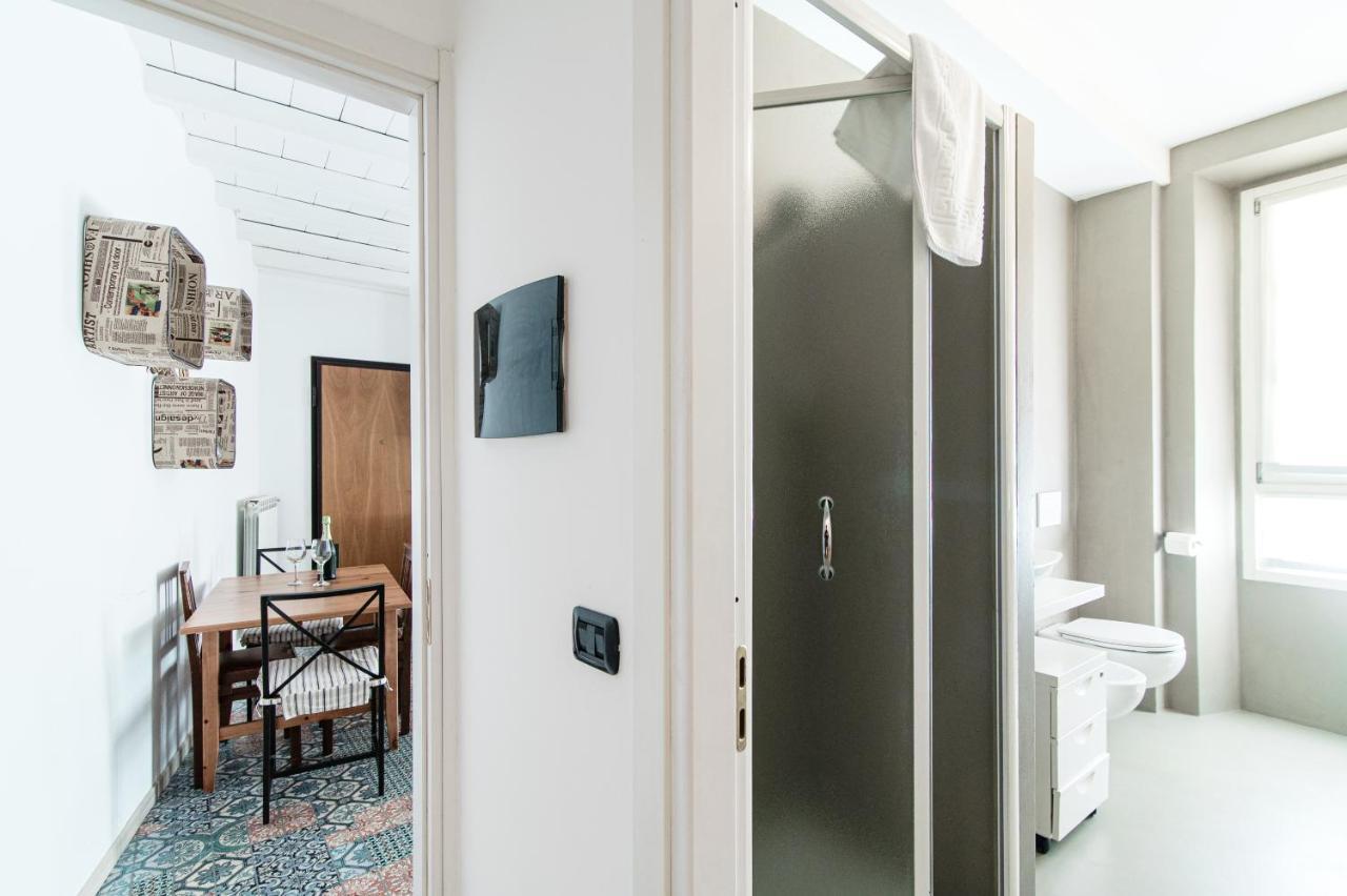 Orange Suite - The House Of Travelers Como Exterior photo